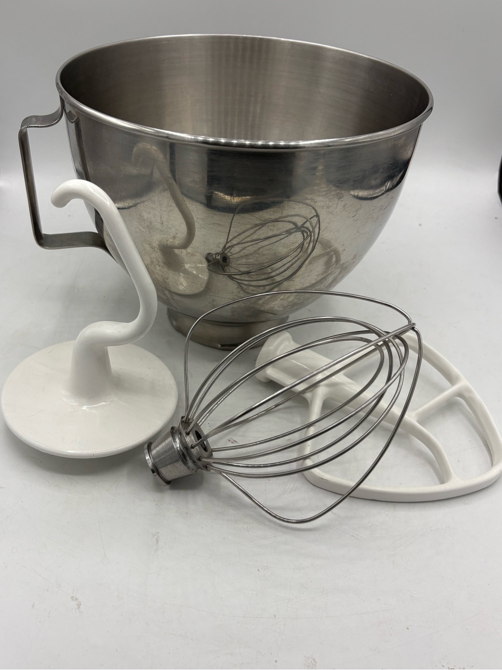 Kitchenaid Mixing Bowl and Attachments